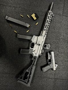 Samonabíjecí puška AR15-9 Dynamic PCC 10,5" / ráže 9mm Schmeisser®